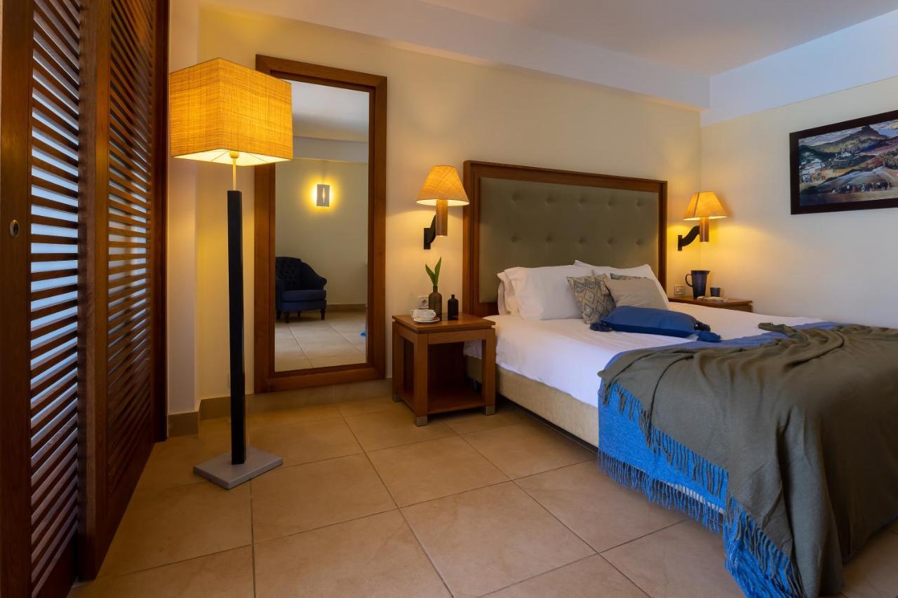 Giannoulis - Cavo Spada Luxury Sports & Leisure Resort & Spa Колимвари Екстериор снимка